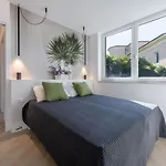 Aparthotel La Torre Con Private Park 4*