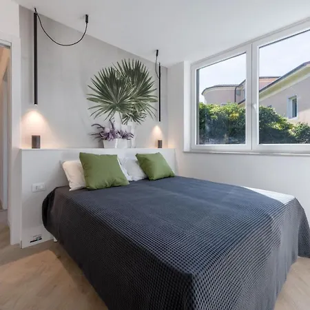 Aparthotel La Torre Con Private Park 4*