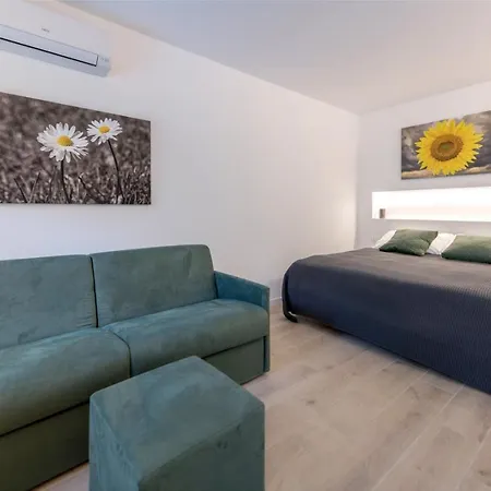 La Torre Con Private Park