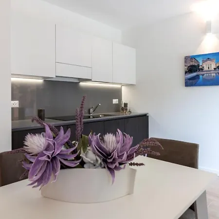 La Torre Con Private Park