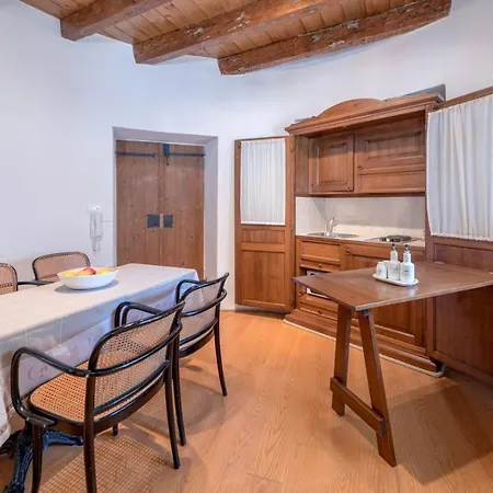 La Torre Con Private Park