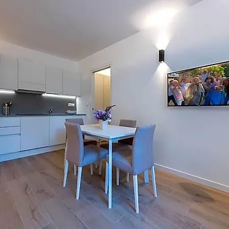 La Torre Con Private Park Aparthotel 4*