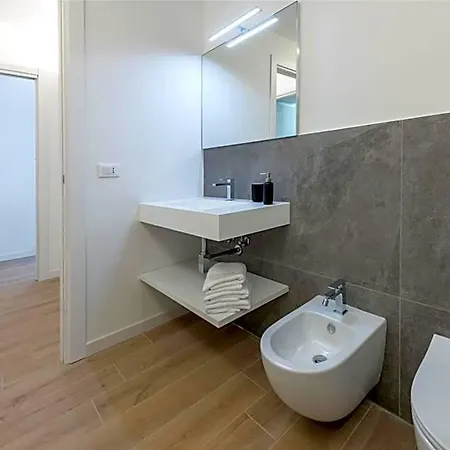 Aparthotel La Torre Con Private Park 4*