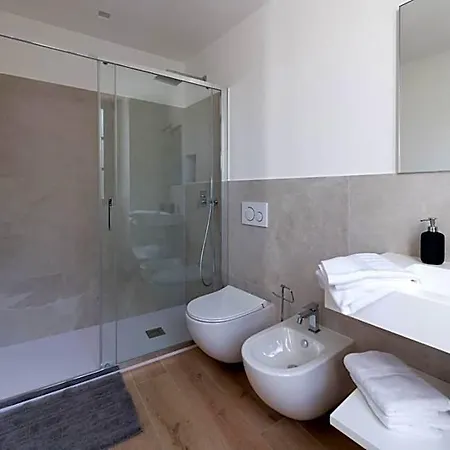 La Torre Con Private Park Aparthotel