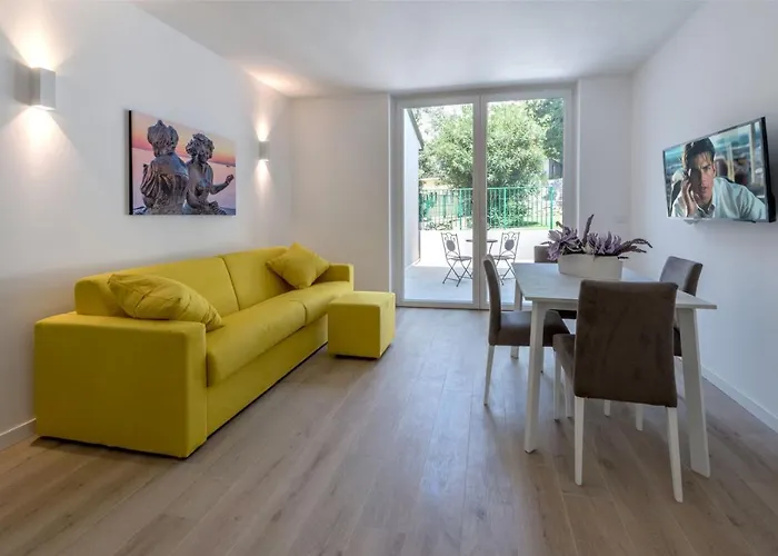 Lägenhetshotell La Torre Con Private Park Trieste