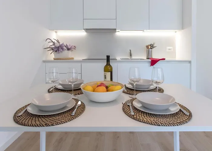 La Torre Con Private Park 아파트호텔