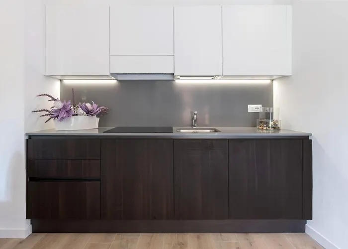 아파트호텔 La Torre Con Private Park 4*