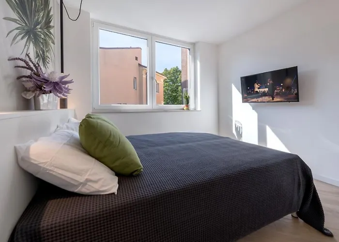 La Torre Con Private Park