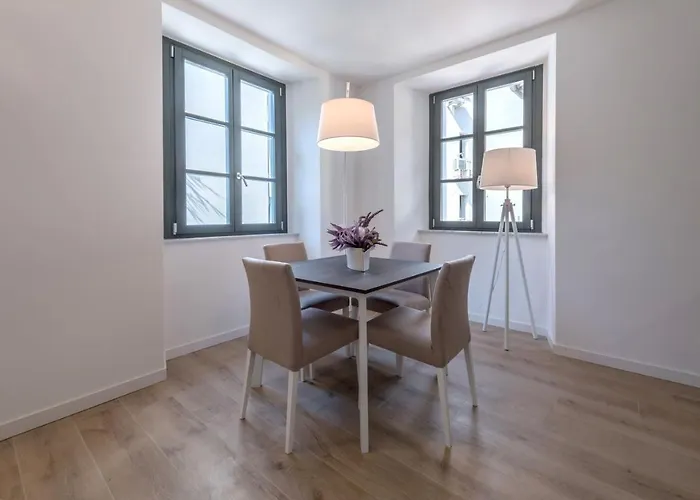 La Torre Con Private Park 4* 트리에스테