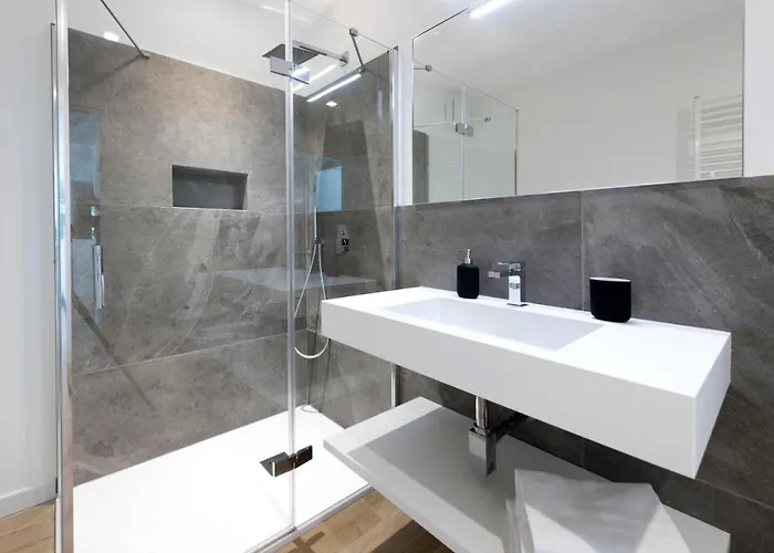 La Torre Con Private Park Trieste