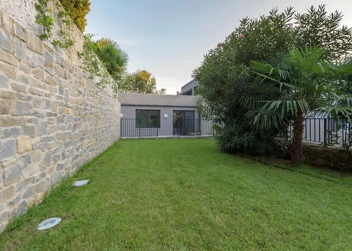 아파트호텔 La Torre Con Private Park 4*