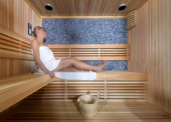 La Torre Con Private Park 아파트호텔